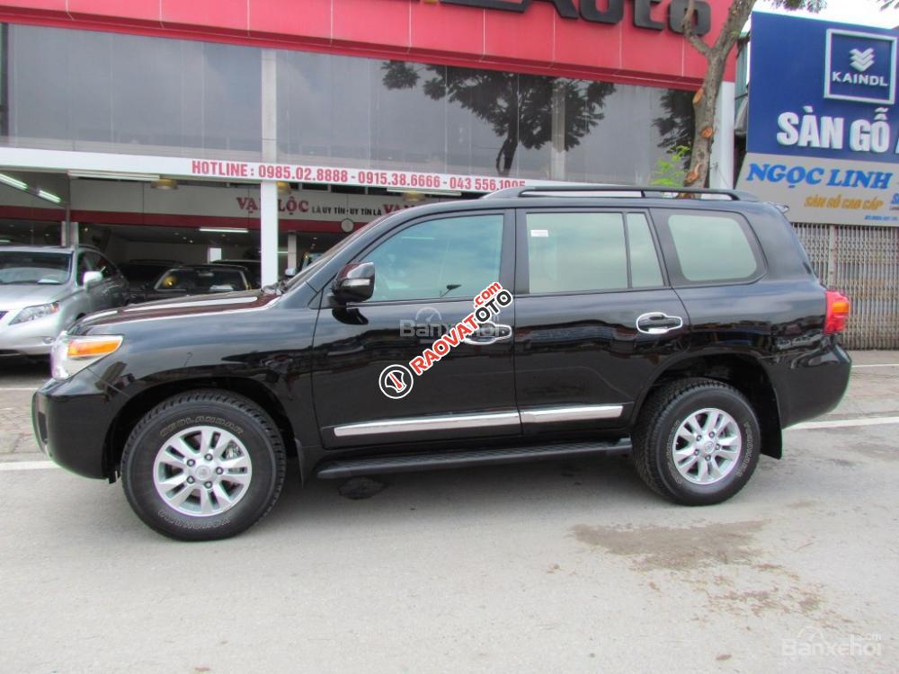 Toyota Land Cruiser VX 2014 màu đen-1