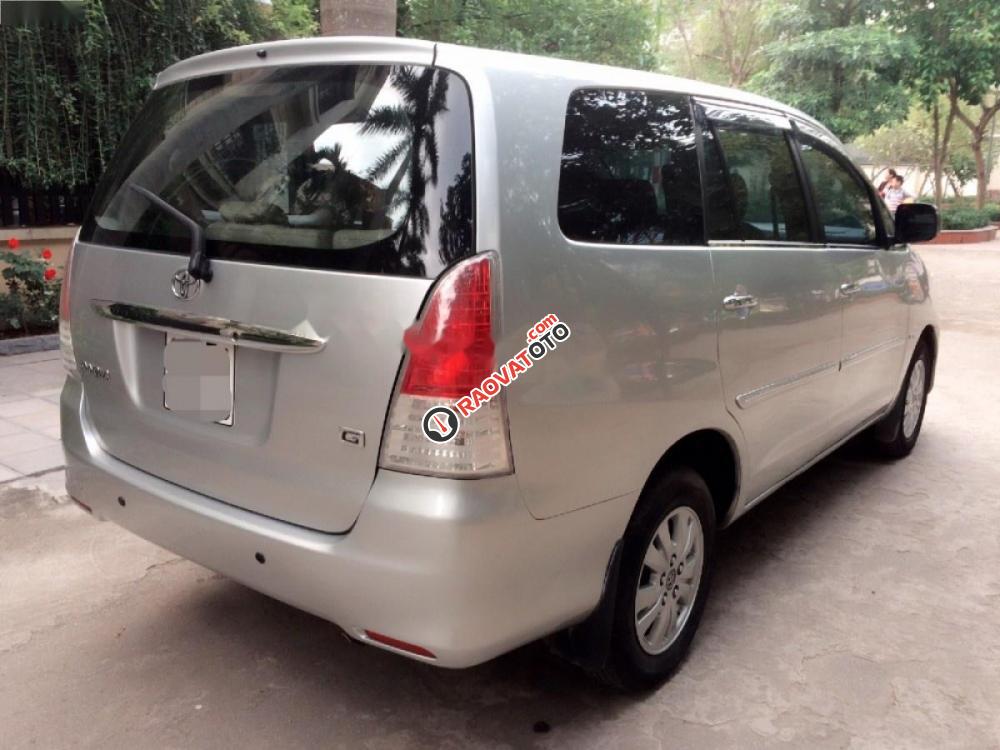 Bán Toyota Innova G đời 2009, màu bạc chính chủ giá cạnh tranh-8