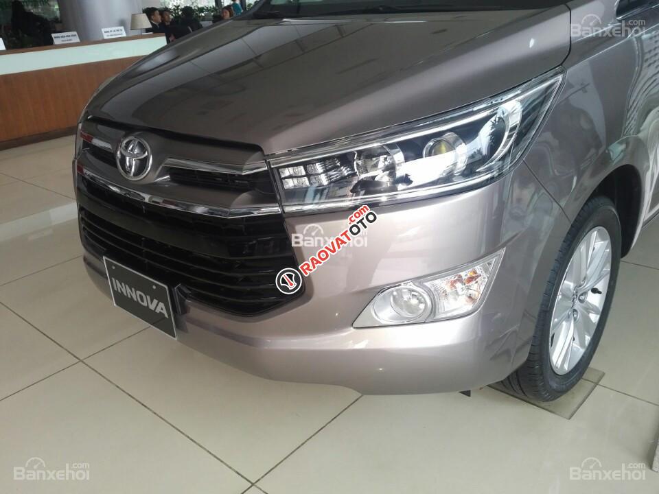 Toyota Innova 2017 - Innova 2.0E giá tốt - Đại Lý Toyota Mỹ Đình/ Hotline: 0973.306.136-10