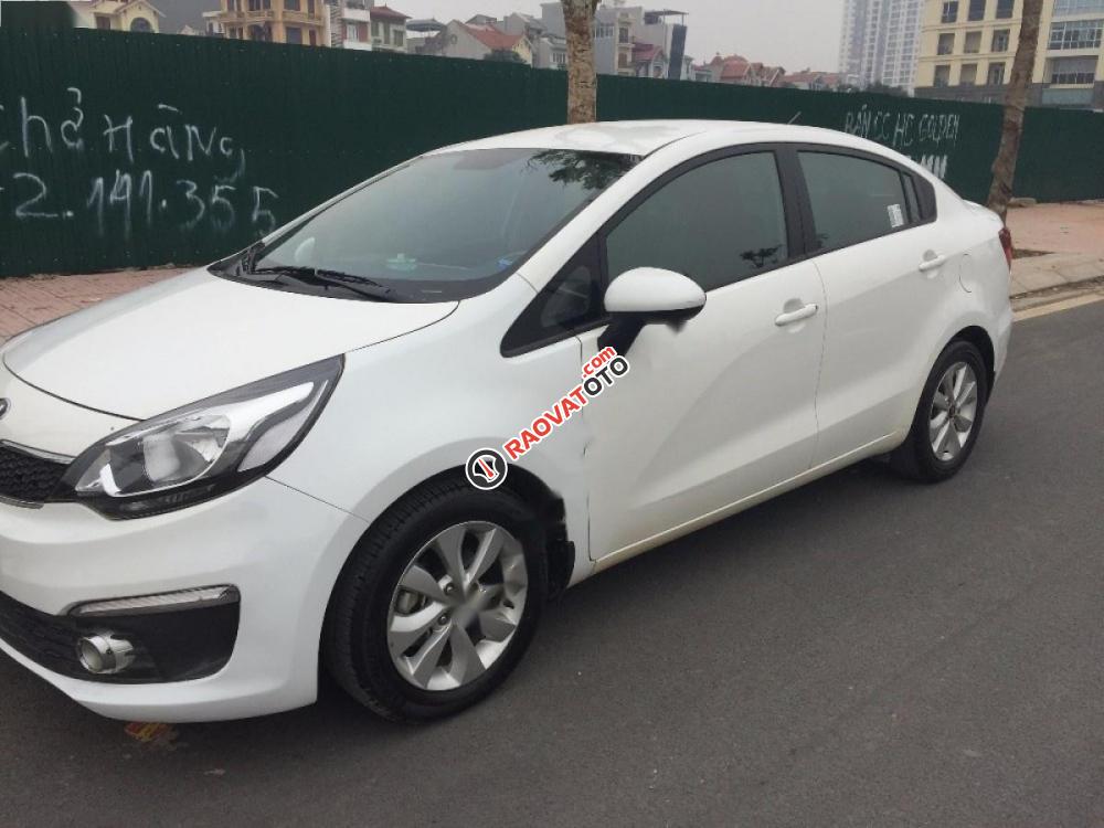 Bán xe Kia Rio đời 2016, màu trắng, xe nhập số sàn-6