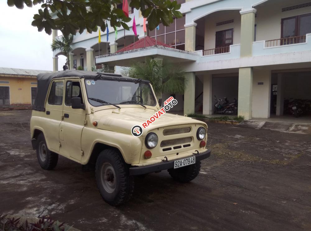 Cần bán gấp UAZ UAZ sản xuất 1995, màu vàng, nhập khẩu nguyên chiếc chính chủ-1