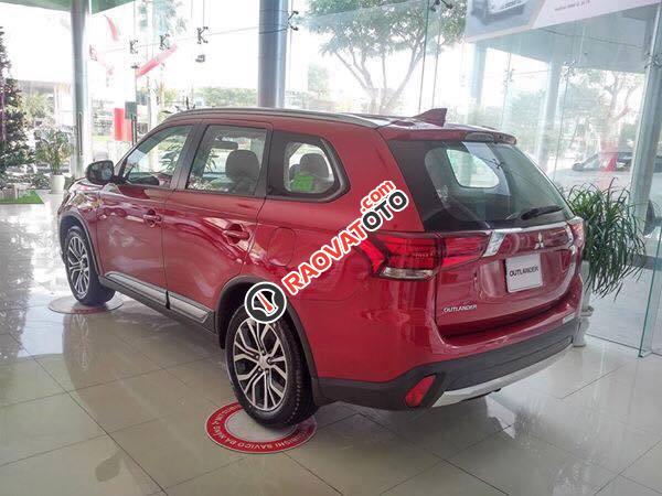 Xe Outlander 7 chỗ, xe SUV Outlander nhập Nhật, giao ngay-3