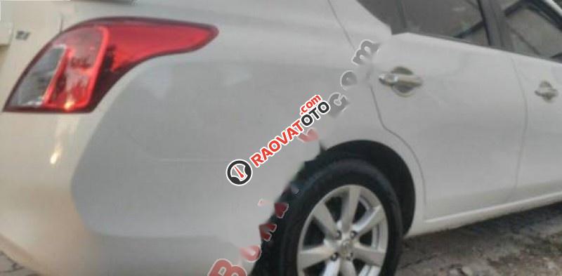 Cần bán gấp Nissan Sunny XV 2014, màu trắng, giá 402tr-0