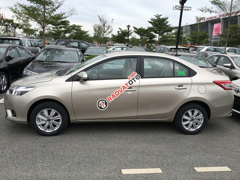 Toyota Long Biên giảm giá sốc Vios 2017, trả góp chỉ từ 150tr, lãi suất 0.6%/tháng, giao xe tận nhà, LH: 0945501838-1