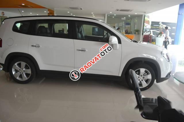 Cần bán Chevrolet Orlando đời 2017, màu trắng-2