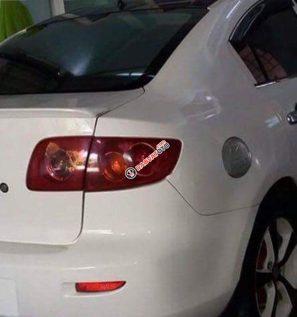 Cần bán Mazda 3 sản xuất 2004, màu trắng-4