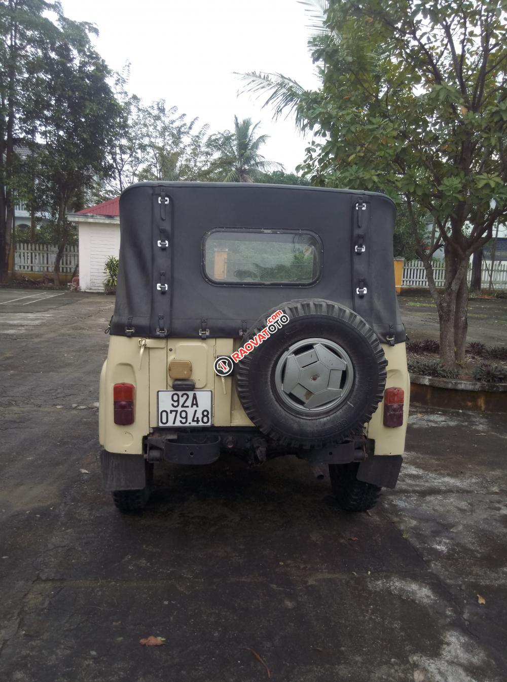 Cần bán gấp UAZ UAZ sản xuất 1995, màu vàng, nhập khẩu nguyên chiếc chính chủ-2