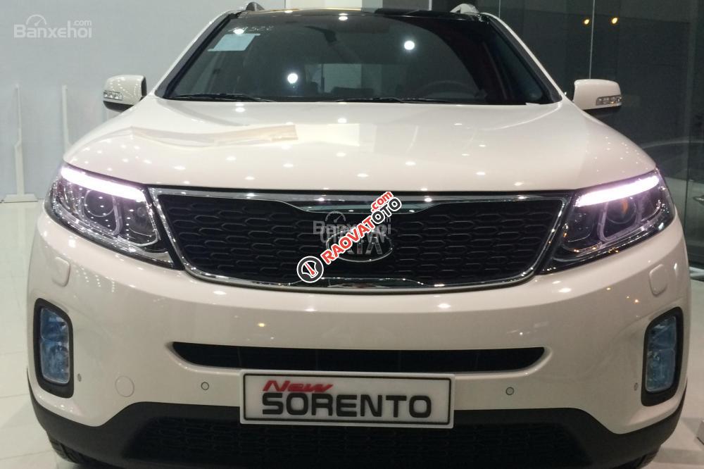 Bán ô tô Kia Sorento 2WD GAT đời 2018, màu trắng, giá chỉ 789 triệu-0