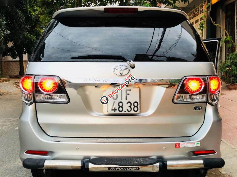 Bán ô tô Toyota Fortuner 2.5G đời 2015, màu bạc chính chủ-6