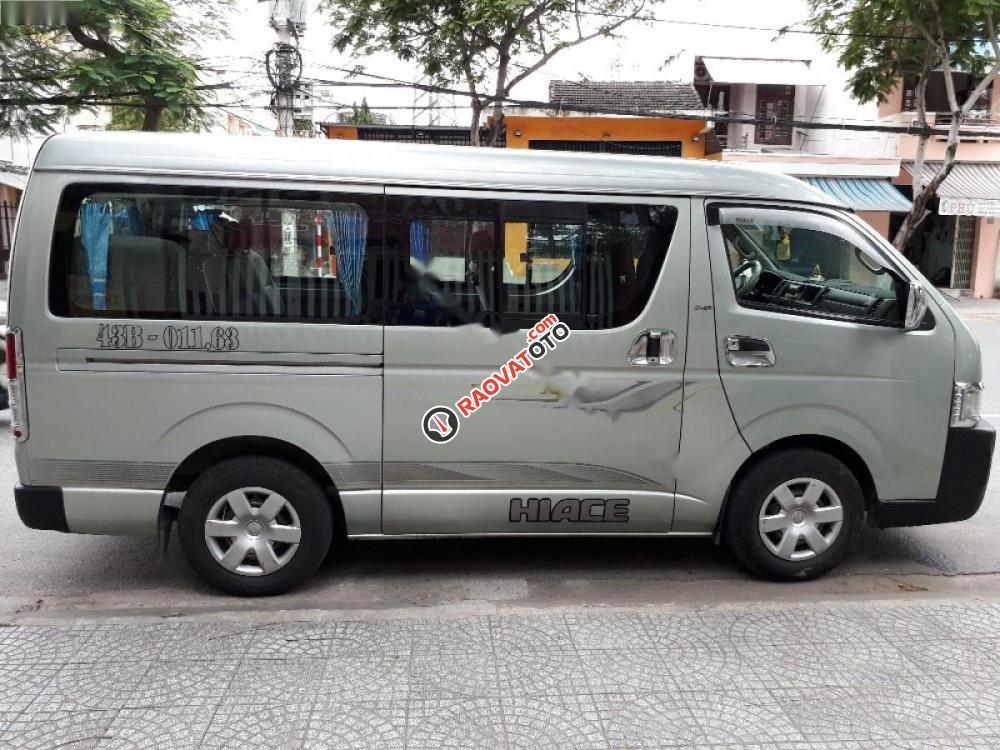 Cần bán xe Toyota Hiace đời 2009, màu xanh lam, giá tốt-4