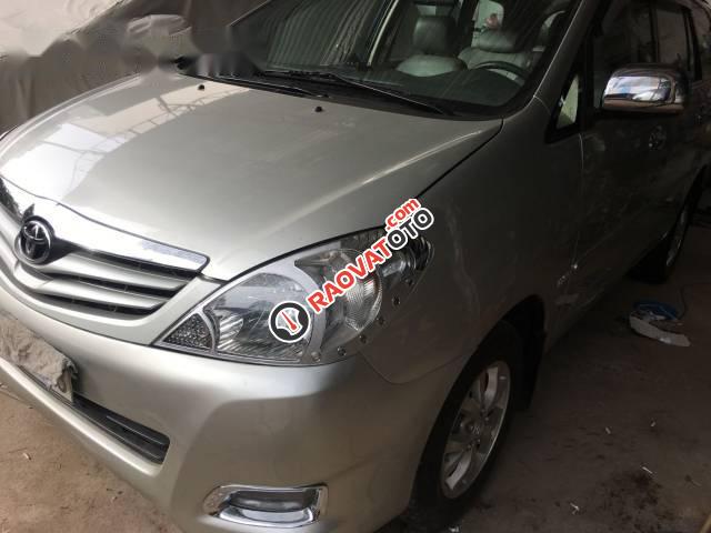 Bán Toyota Innova G đời 2008, màu bạc ít sử dụng, giá tốt-1