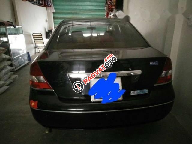 Bán xe Ford Mondeo đời 2004, màu đen xe gia đình, giá 210tr-0