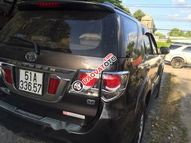 Bán Toyota Fortuner năm 2012, giá tốt-1