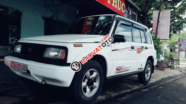 Bán ô tô Suzuki Vitara đời 2004, màu trắng -1