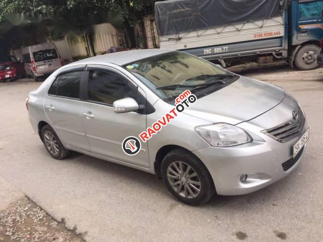Chính chủ bán ô tô Toyota Vios 1.5MT đời 2011, màu bạc-3