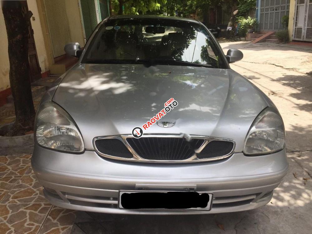 Cần bán lại xe Daewoo Nubira II 2.0 MT đời 2001, màu bạc chính chủ, 100 triệu-1