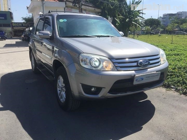 Cần bán lại xe Ford Escape đời 2009, nhập khẩu nguyên chiếc-0