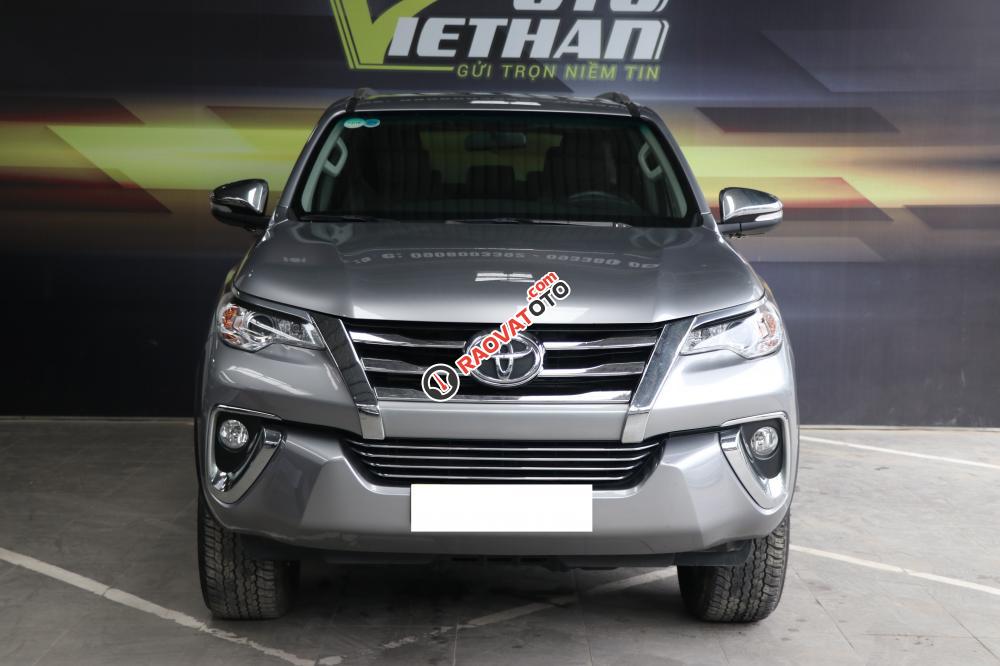 Bán xe Toyota Fortuner G 2.4MT, máy dầu, 2017, màu bạc, xe nhập Indonesia, đúng 22000km, rất đẹp-0