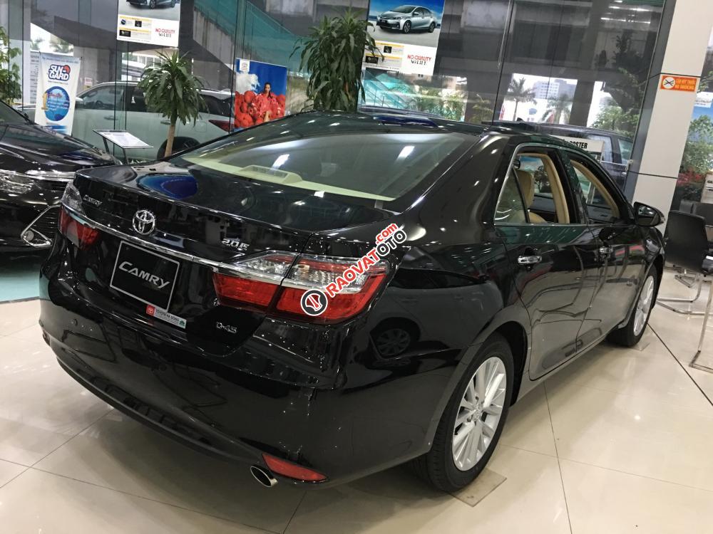 Mua Camry mới đến Toyota Hà Đông, nhận ưu đãi khủng tháng 12-2