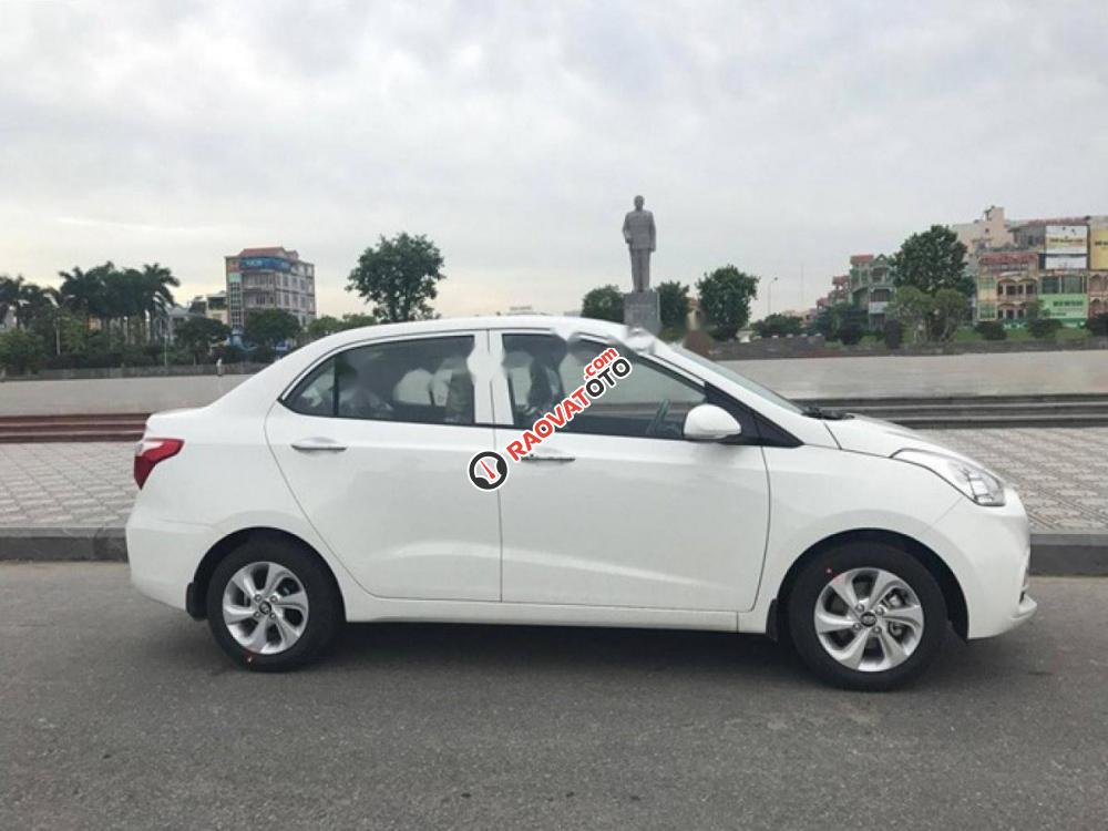 Cần bán Hyundai Grand i10 1.2 MT 2017, màu trắng-4