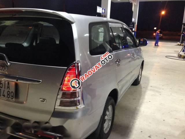 Bán xe Toyota Innova J đời 2007, màu bạc-0