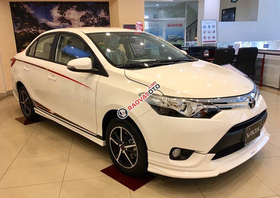 Bán ô tô Toyota Vios 1.5G TRD đời 2017, màu trắng, giá tốt giao ngay trong ngày-3