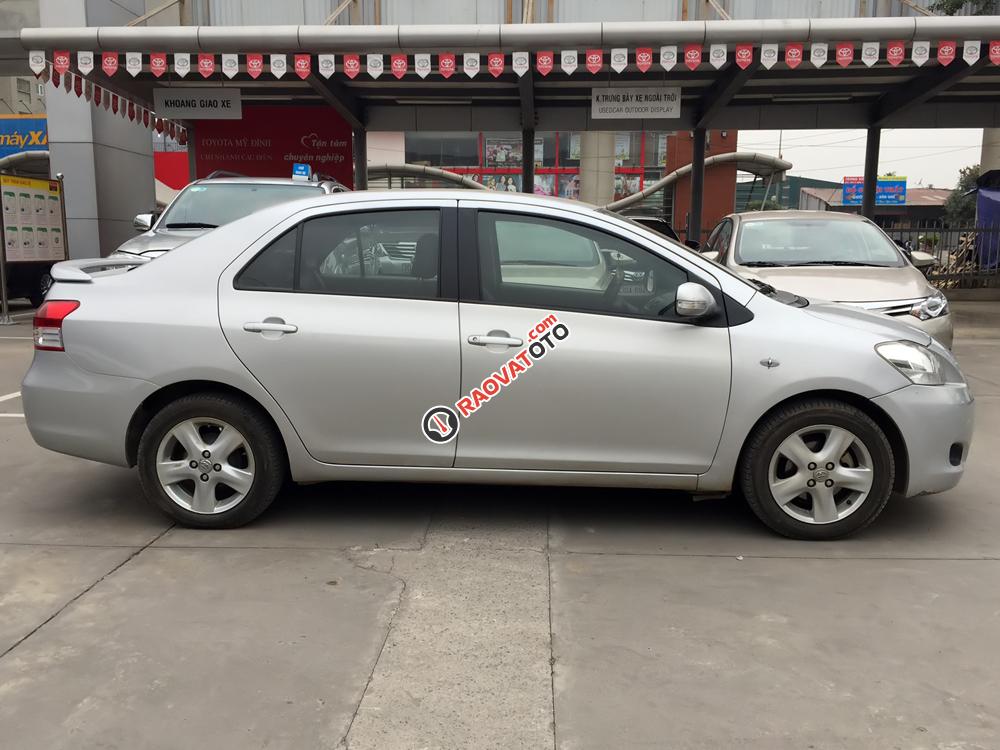 Bán xe Toyota Yaris 1.3 2007, màu bạc, xe chất lừ-1