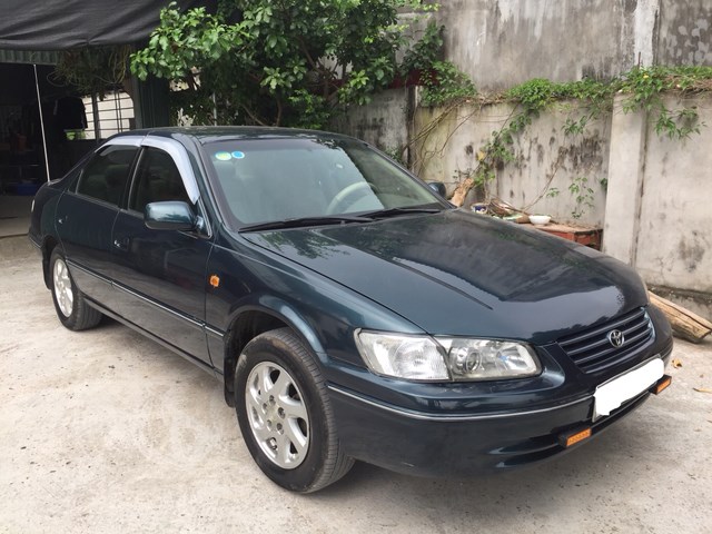 Bán xe Toyota Camry đời 1998, nhập khẩu nguyên chiếc, chính chủ, giá tốt-1