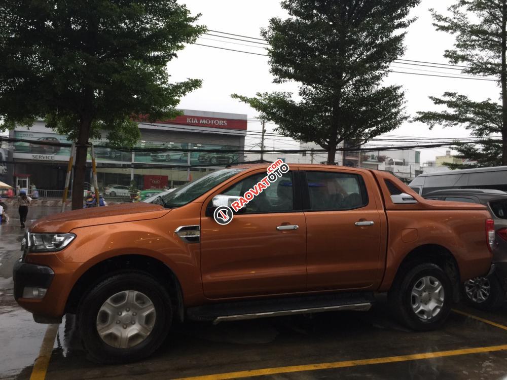 Cần bán Ford Ranger XLT 4x4_MT sản xuất 2017, màu cực lạ xe nhập, giá chỉ 790 triệu-6