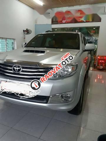 Bán ô tô Toyota Fortuner đời 2014, màu bạc, giá tốt-0