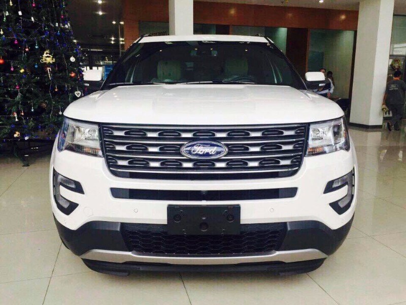 Cần bán xe Ford Explorer đời 2017, màu trắng, xe nhập-1