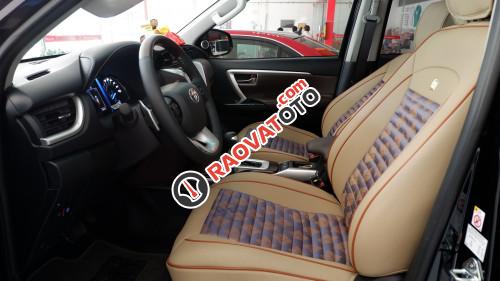 Bán xe Toyota Fortuner 2.7AT 2017 như mới-8