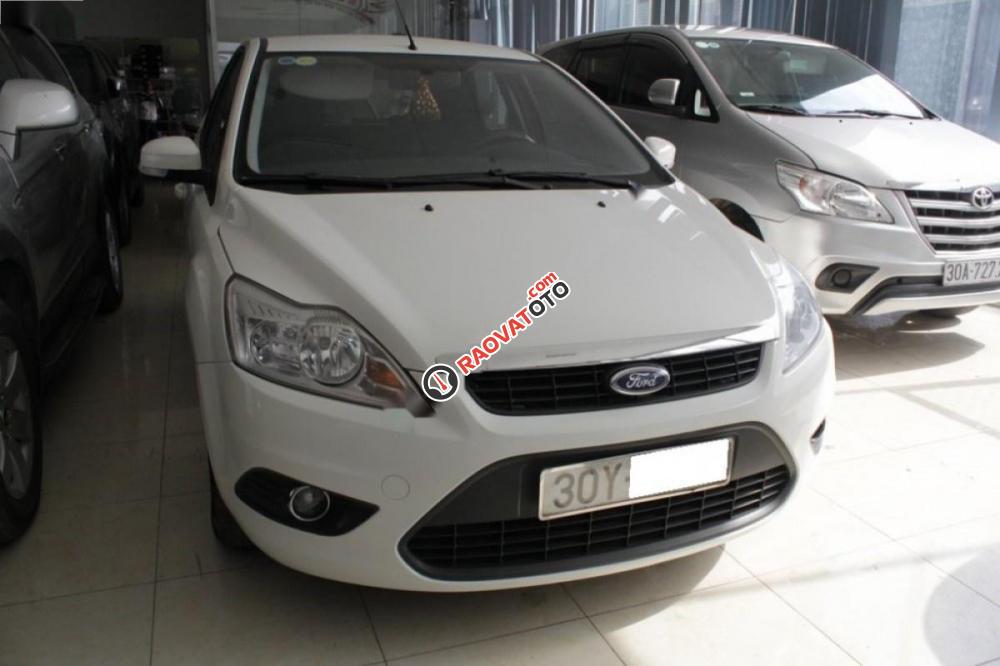 Bán xe Ford Focus 2.0AT đời 2010, màu trắng-8