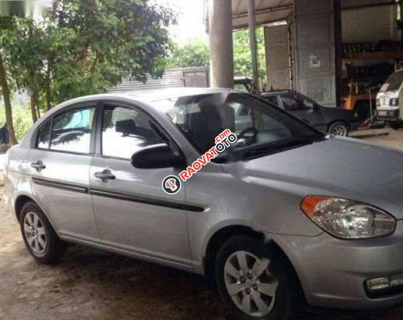 Bán gấp Hyundai Verna 1.4 MT đời 2008, màu bạc, xe nhập-3