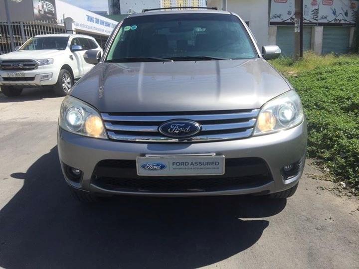 Cần bán lại xe Ford Escape đời 2009, nhập khẩu nguyên chiếc-2