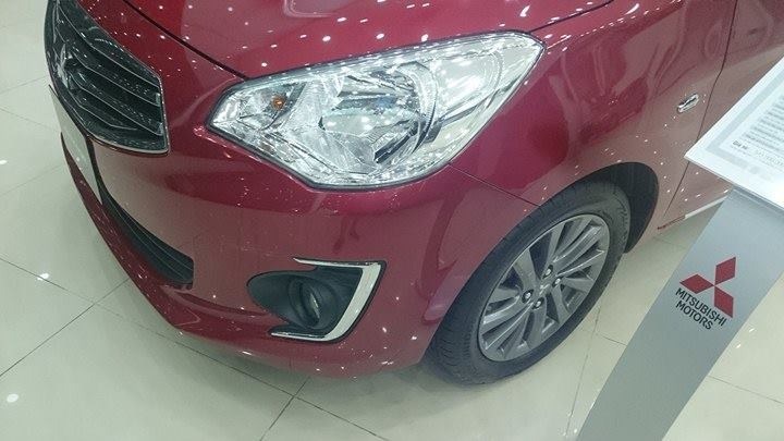 Bán ô tô Mitsubishi Attrage đời 2017, màu đỏ, nhập khẩu nguyên chiếc-8