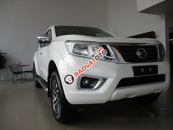 Bán xe Nissan Navara đời 2017, màu trắng, giá chỉ 695 triệu-0