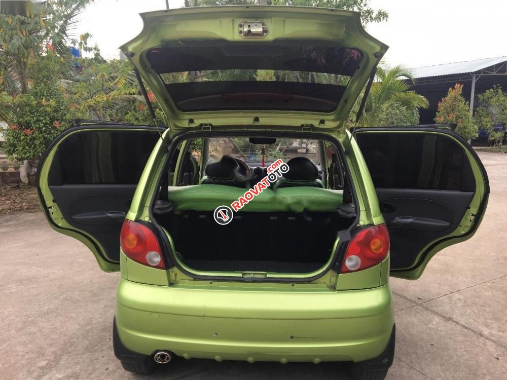 Cần bán Daewoo Matiz SE 0.8 MT năm 2004, màu xanh, xe gia đình, giá 105tr-6