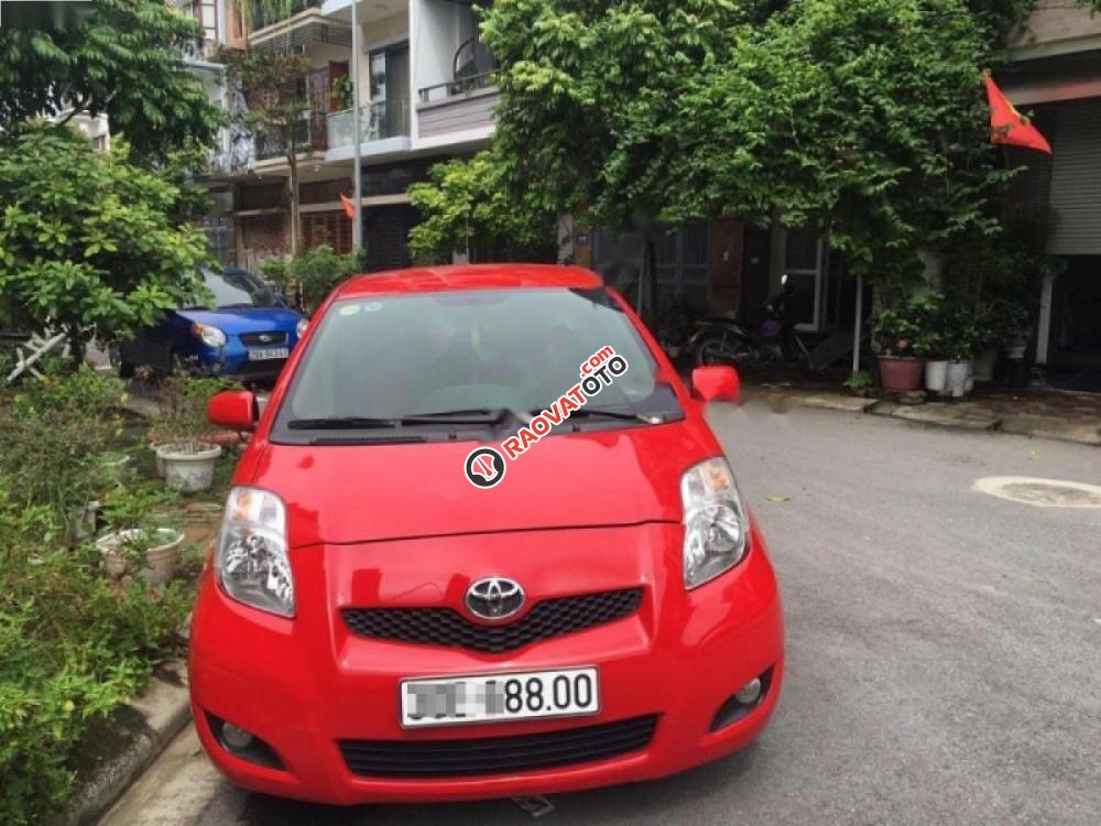 Cần bán gấp Toyota Yaris 1.3 AT sản xuất 2010, màu đỏ, xe nhập còn mới-0