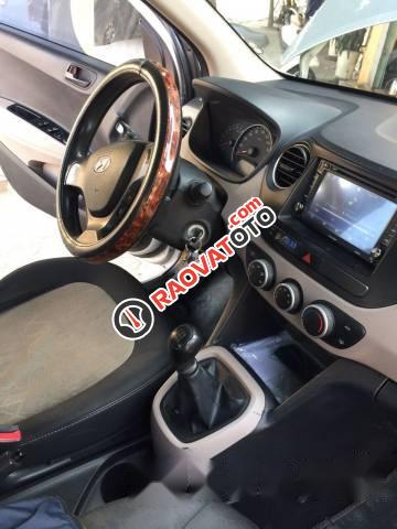 Bán Hyundai Grand i10 2014, màu bạc-3