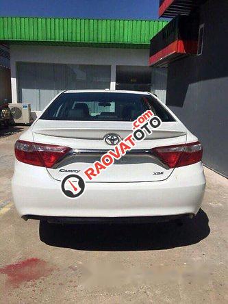 Cần bán lại xe Toyota Camry 2014, màu trắng-0