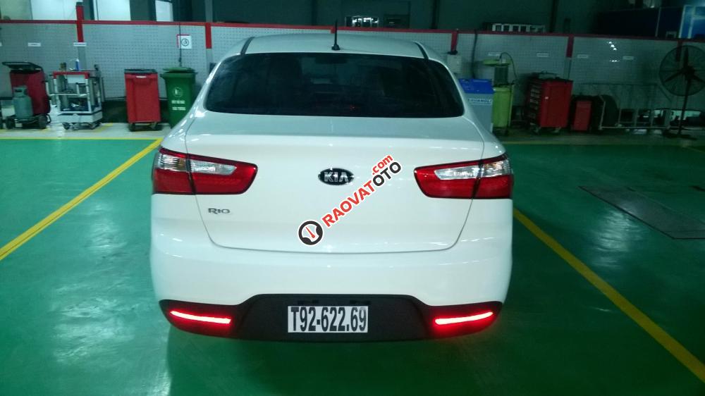 Bán ô tô Kia Rio Sedan MT, màu trắng; Giá còn 470tr-3