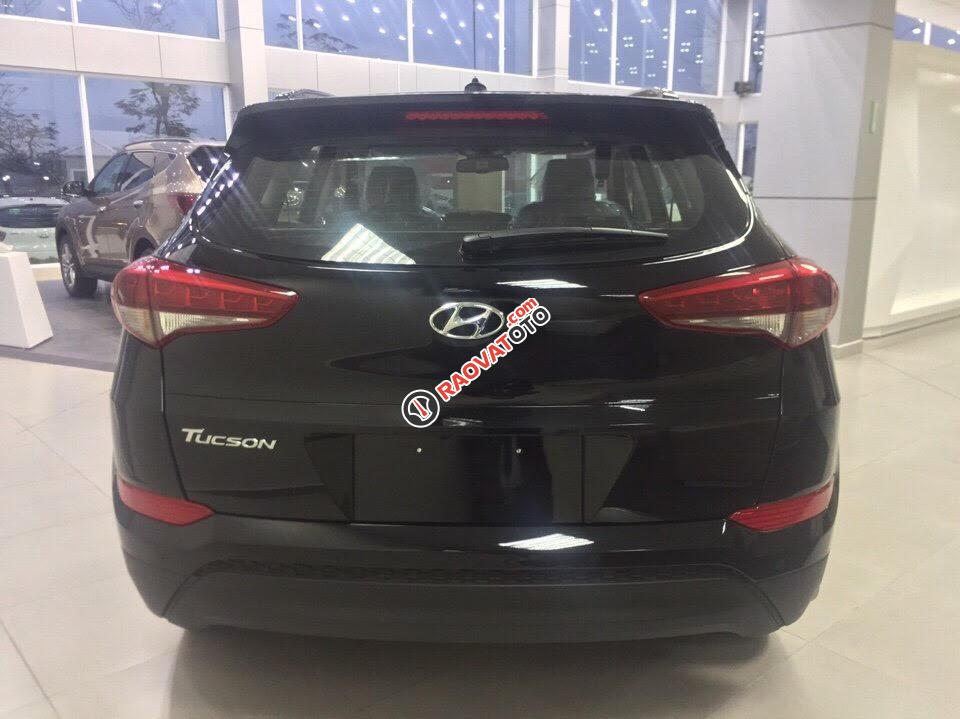 Bán Hyundai Tucson Limited 2.0 AT FWD đời 2017, màu đen-7