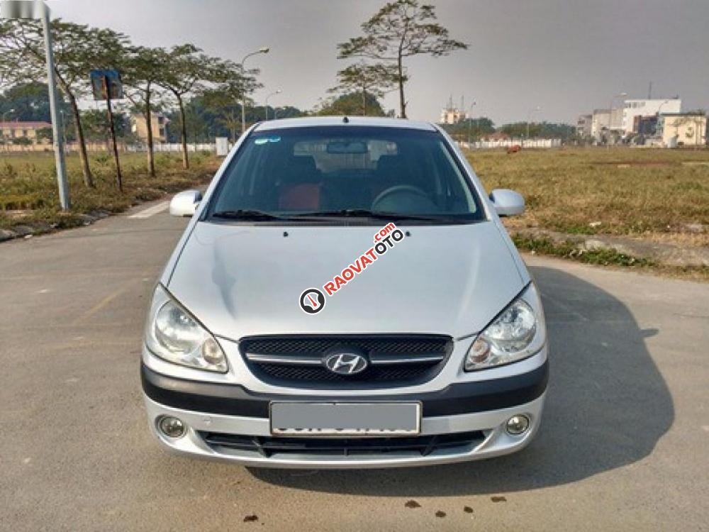 Cần bán gấp Hyundai Getz 1.1 MT 2010, màu bạc, xe nhập còn mới, giá chỉ 252 triệu-1