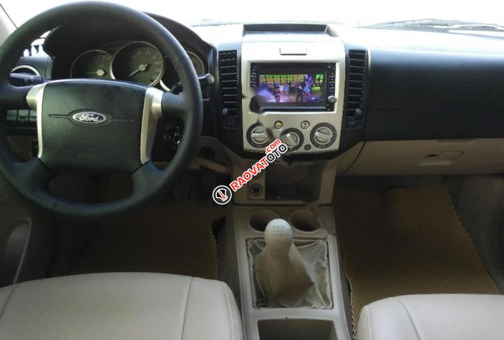 Bán xe Ford Everest năm 2009 chính chủ, giá chỉ 365 triệu-3