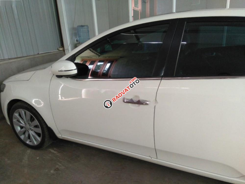 Bán xe Kia Forte SX 1.6 MT đời 2011, màu trắng, giá 390tr-3