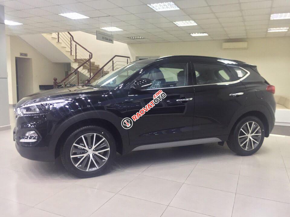 Bán Hyundai Tucson Limited 2.0 AT FWD đời 2017, màu đen-9