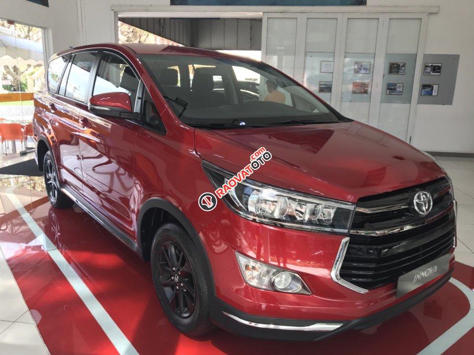 Cần bán xe Toyota Innova G Venturer GS đời 2017, màu đỏ, giá tốt nhất Hà nội-0