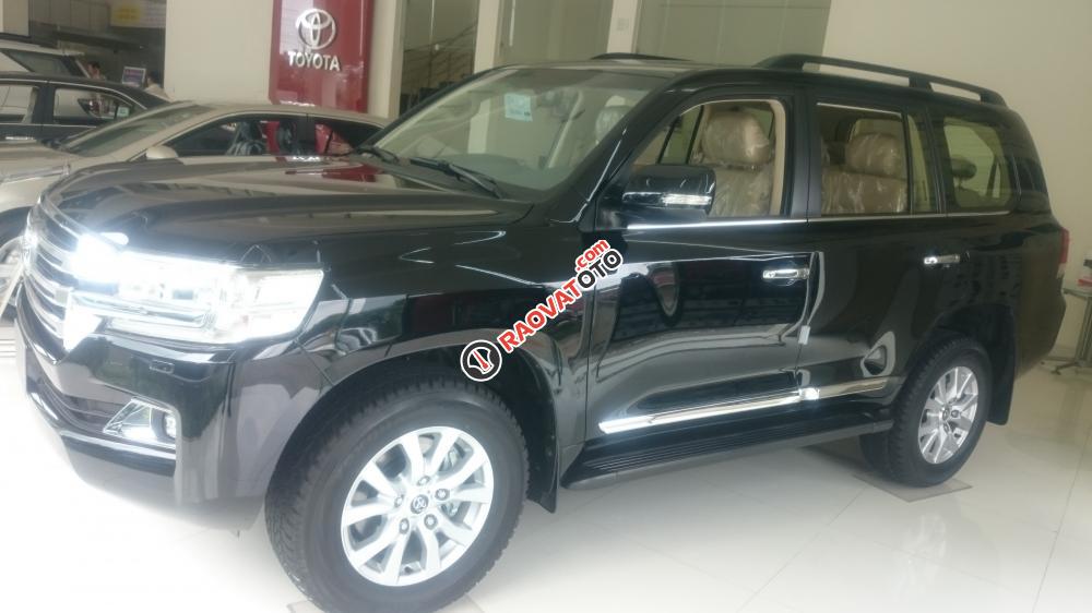 Toyota Land Cruiser V8 đời 2016, màu đen, nhập khẩu nguyên chiếc-1