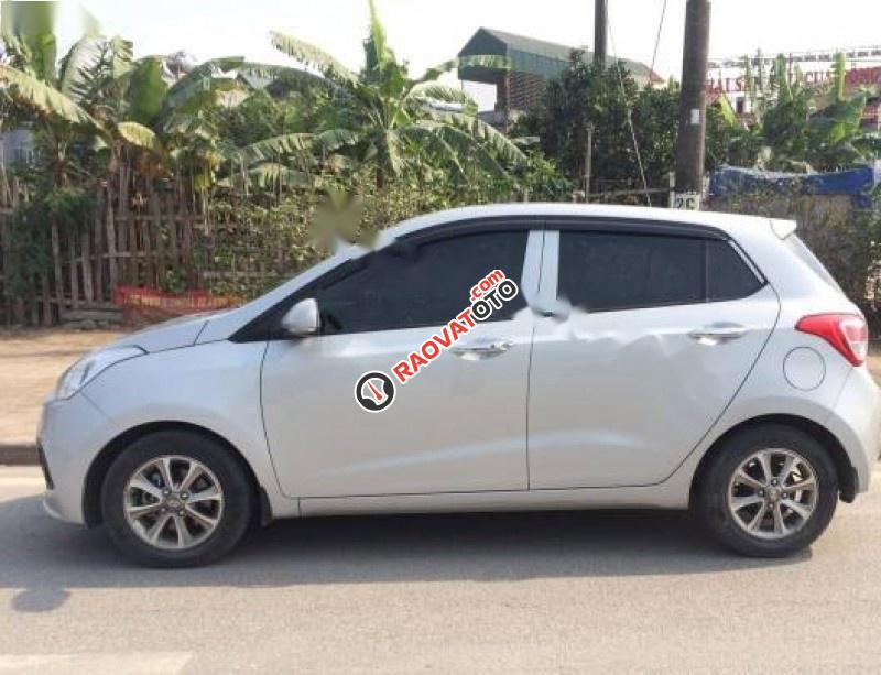 Cần bán xe Hyundai Grand i10 1.0 MT đời 2015, màu bạc, nhập khẩu số sàn giá cạnh tranh-0